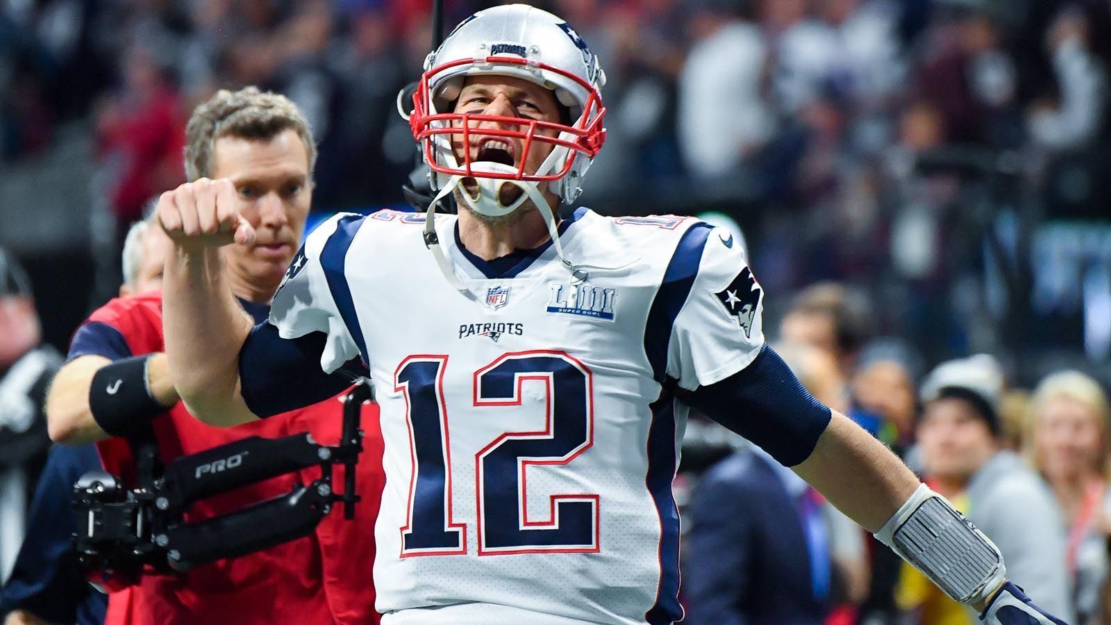 
                <strong>Platz 6: Tom Brady</strong><br>
                Position: QuarterbackTeam: New England PatriotsPlatzierung im Vorjahr: 1
              