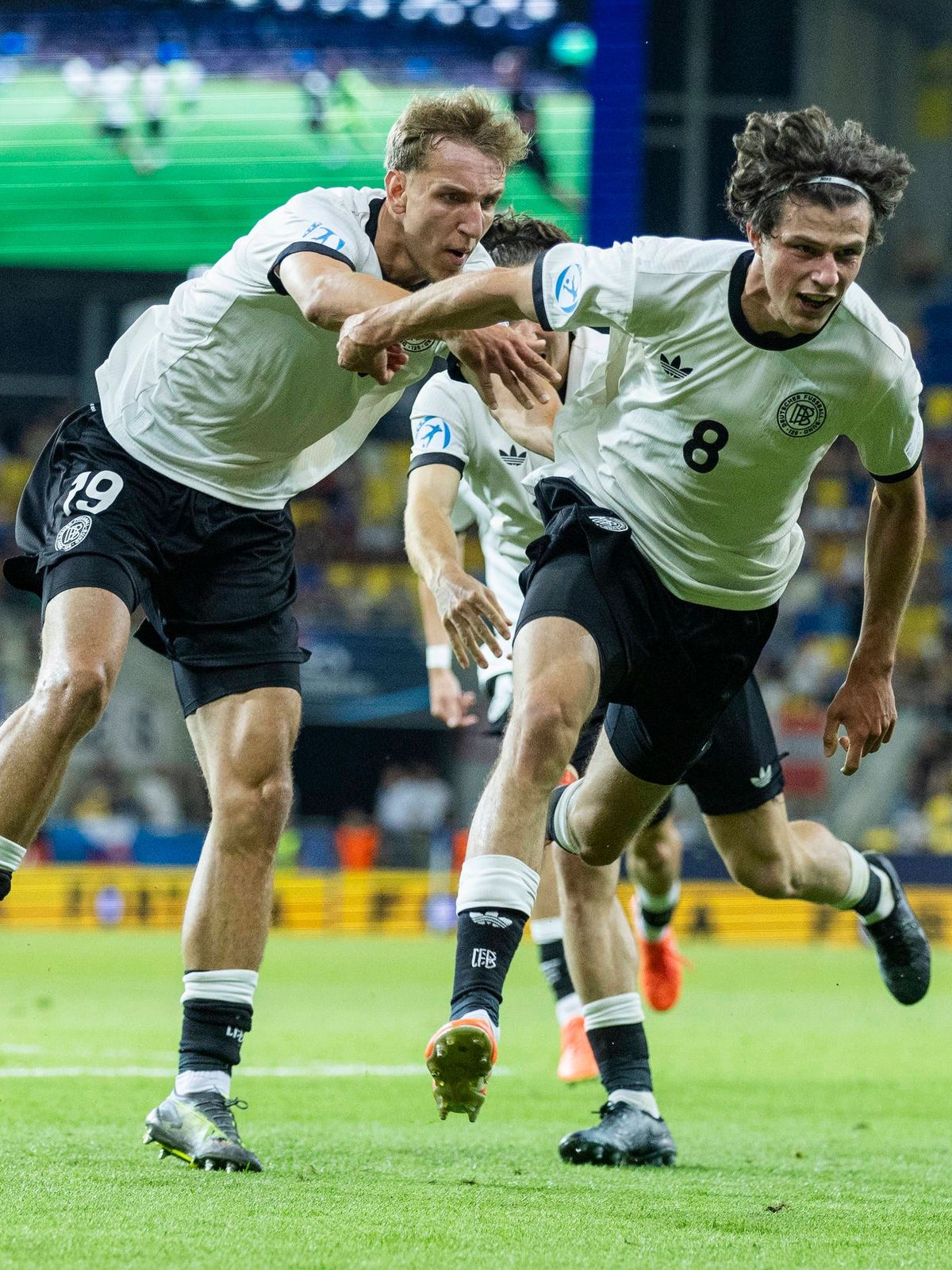 UEFA U21, U 21 Europameisterschaft, Viertelfinale: Deutschland - Italien; 22.06.2025 Jubel nach dem Tor durch Merlin Röhl (Deutschland, 8) bei der UEFA U21-Europameisterschaft im Viertelfinalspiel ...
