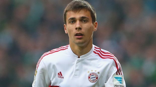 
                <strong>FC Bayern München: Milos Pantovic</strong><br>
                FC Bayern München: Milos Pantovic. Der gebürtige Serbe ist bisher das einzige Eigengewächs der Bayern, der es in dieser Saison zu einem Debüt geschafft hat. Der 19-Jährige kommt bevorzugt im Angriff zum Einsatz. So auch am neunten Spieltag gegen den SV Werder Bremen.
              