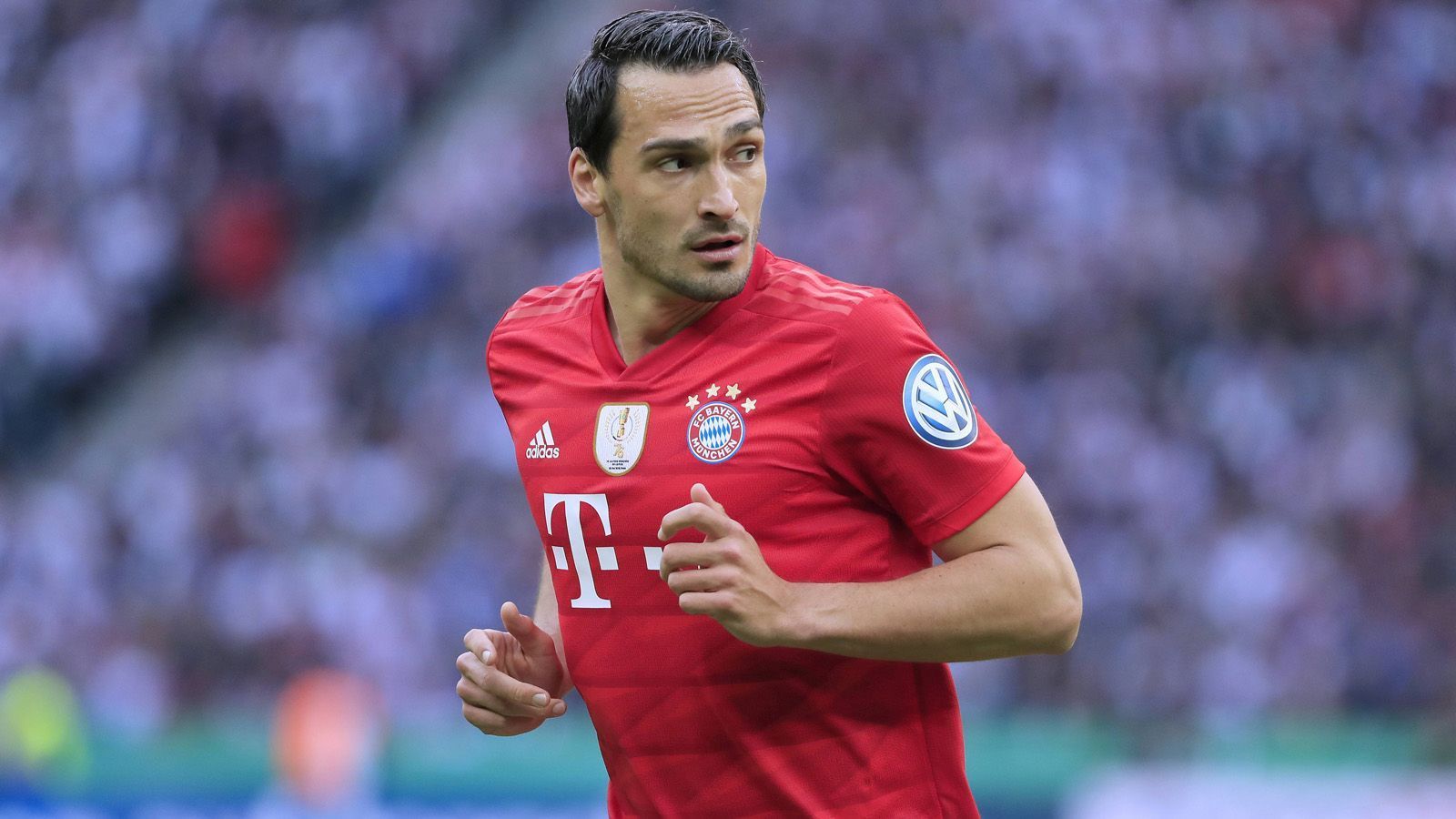 
                <strong>Platz 40: Bayern München</strong><br>
                Erzielte Ablösen mit Eigengewächsen seit 2015: 73 Mio. Euro Wertvollstes Eigengewächs: Mats Hummels (für 30,5 Mio. Euro zu Borussia Dortmund)
              