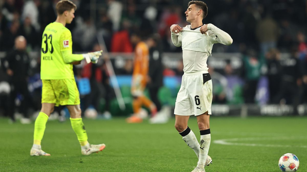 Borussia Mönchengladbach v Eintracht Frankfurt - Bundesliga