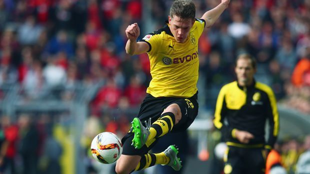 
                <strong>Matthias Ginter - Endstärke: 85.</strong><br>
                Matthias Ginter - Endstärke: 85. Anfangsstärke 77 (+8 möglich).
              