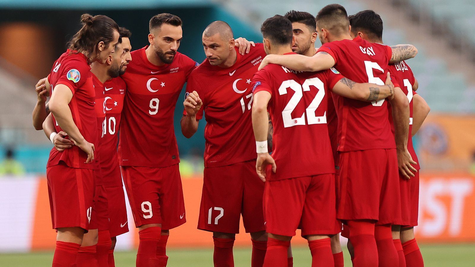 
                <strong>Gruppe A: Türkei (Gruppenvierter, 0 Punkte/1:8 Tore)</strong><br>
                ... ist mit null Punkten ausgeschieden.
              