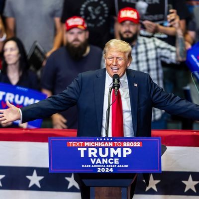 Nach Attentat: Trump wieder aktiv im Wahlkampf- und stichelt gegen Biden