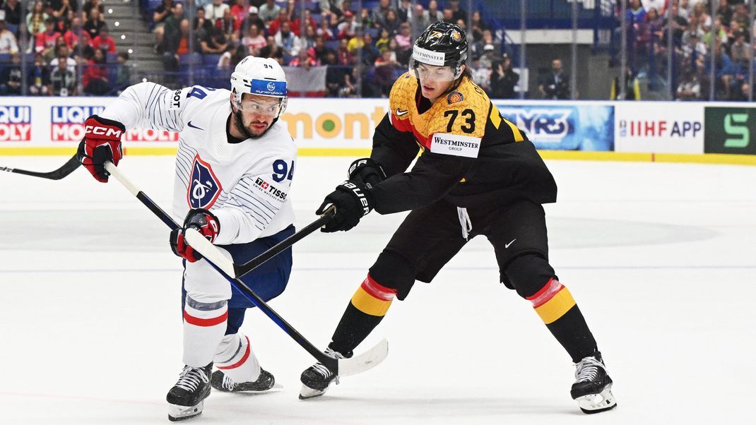 NHL-Star Lukas Reichel wird die Deutsche Nationalmannschaft bei der Eishockey-WM verstärken.
