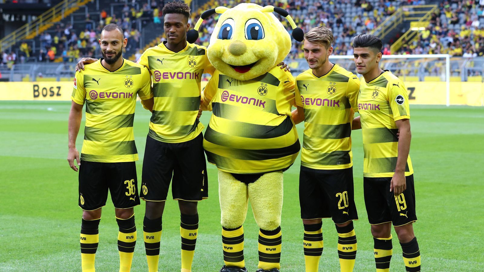 
                <strong>Platz 1 - Borussia Dortmund</strong><br>
                Berater-Ausgaben 2017/18: 40,923 Millionen Euro
              