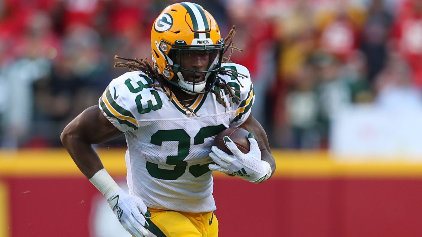 
                <strong>Aaron Jones</strong><br>
                Team: Green Bay Packers -Position: Running Back
              