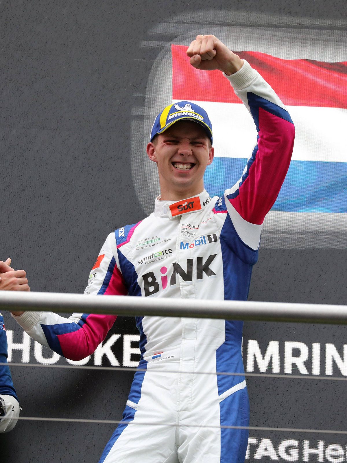 Robert de Haan gewinnt den Porsche Sixt Carrera Cup Deutschland