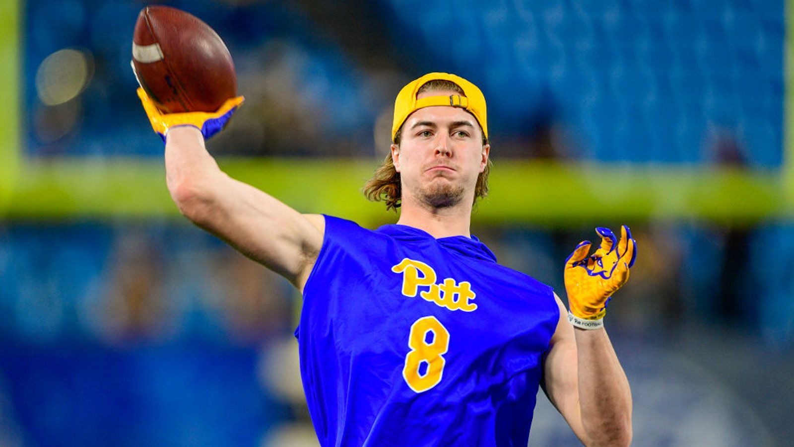 
                <strong>20. Pick: Pittsburgh Steelers - Kenny Pickett (Pittsburgh), QB</strong><br>
                Vom Panther nicht nach Carolina, sondern zu den Steelers. Nach dem Ableben von Haskins, muss auf dieser Position was passieren. Ein Uptrade dafür, um eventuell auch Willis zu bekommen, scheint möglich. Aber sie holen einen Quarterback.Die Draft Needs der Steelers: QB, DB, WR
              