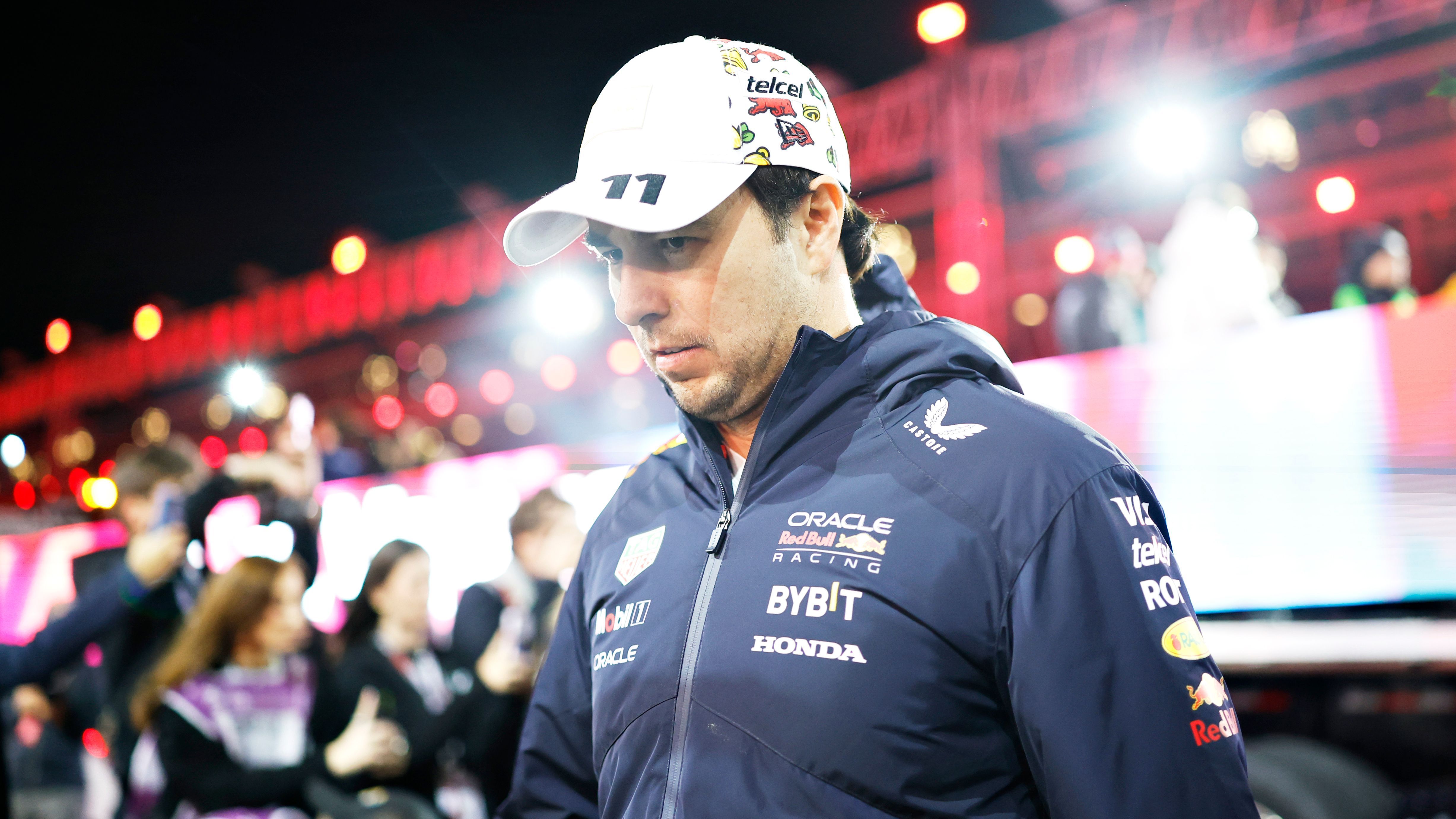 <strong>Grasgeruch bei Formel 1 in Las Vegas</strong><br>Sein Teamkollege Sergio Perez nahm den Geruch ebenfalls war, konnte darüber aber weniger lachen. "Ich bin es leid. Die Menge ist unglaublich", so der Mexikaner, Franco Colapinto ergänzte mit einem Augenzwinkern: "Wenn sie uns jetzt testen, sind wir alle positiv. Wenn wir alle positiv sind, wird das ein riesiges Chaos." Der Konsum von Marihuana ist seit 2017 im US-Bundesstaat Nevada legal.