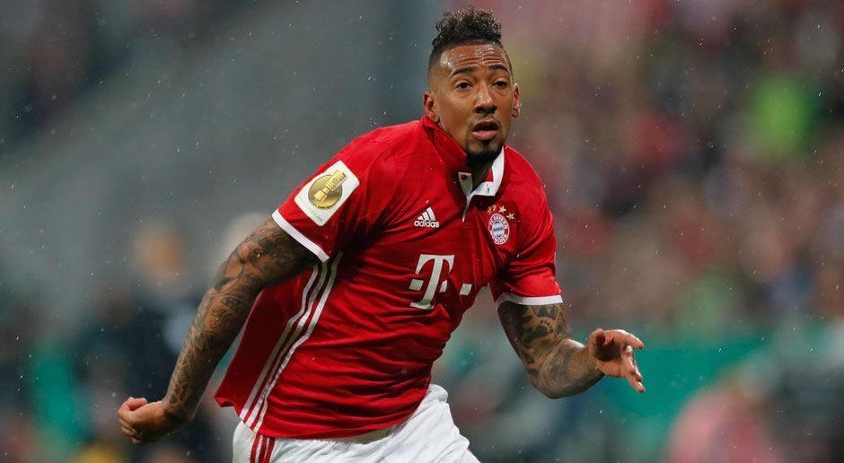 
                <strong>Jerome Agyenim Boateng</strong><br>
                Jerome Agyenim Boateng: Dass der Bayern-Abwehrchef mit zweiten Namen Agyenim heißt, weiß wohl auch nicht jeder Fußballfan. Der Name kommt aus dem Türkischen und bedeutet "der Mächtige".
              
