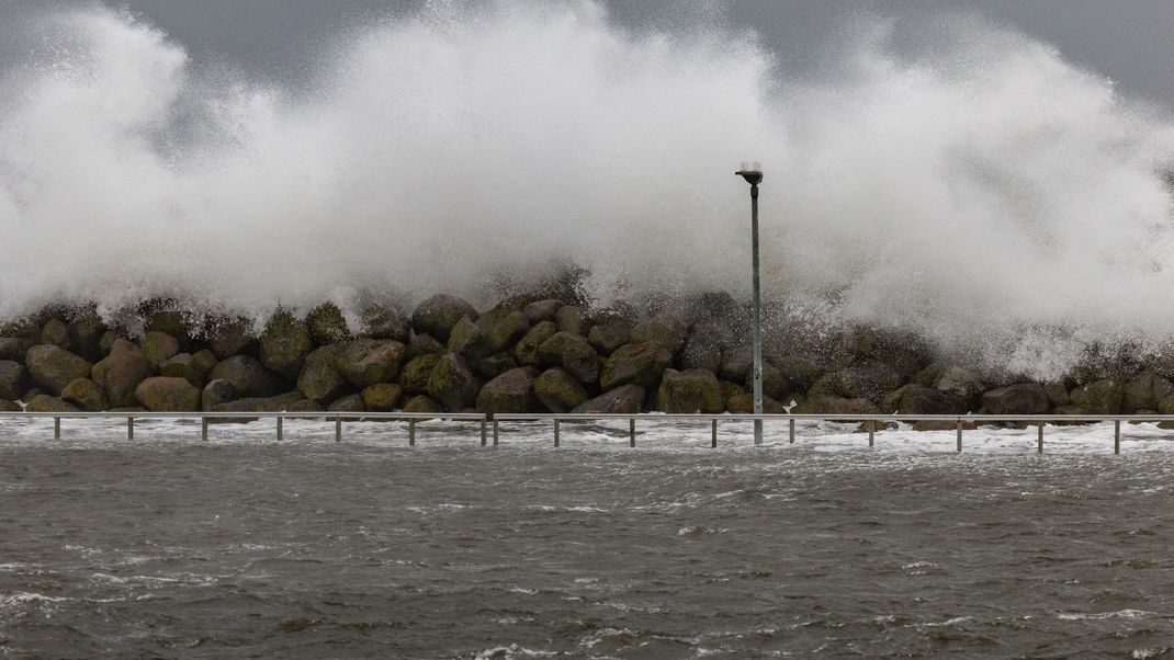 Am Wochenende vor Weihnachten soll an der Nordsee Sturmflutgefahr bestehen. Weiße Weihnachten? Eher unwahrscheinlich.&nbsp;