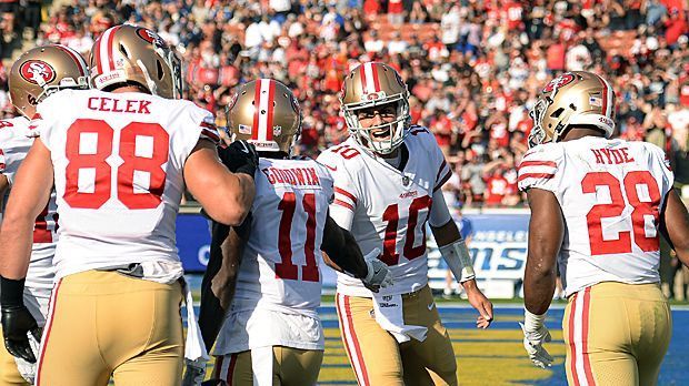 
                <strong>San Francisco 49ers</strong><br>
                Gründung: 1946Stadion: Levi's Stadium (Santa Clara)Super-Bowl-Siege: 5 (1981, 1984, 1988, 1989, 1994)Stars: Jimmy Garoppolo (Quarterback)Besonderheit: Die 49ers prägten in den 1980er Jahren eine Ära rund um Quarterback-Legende Joe Montana und All-Time-Receiving-Leader Jerry Rice.
              