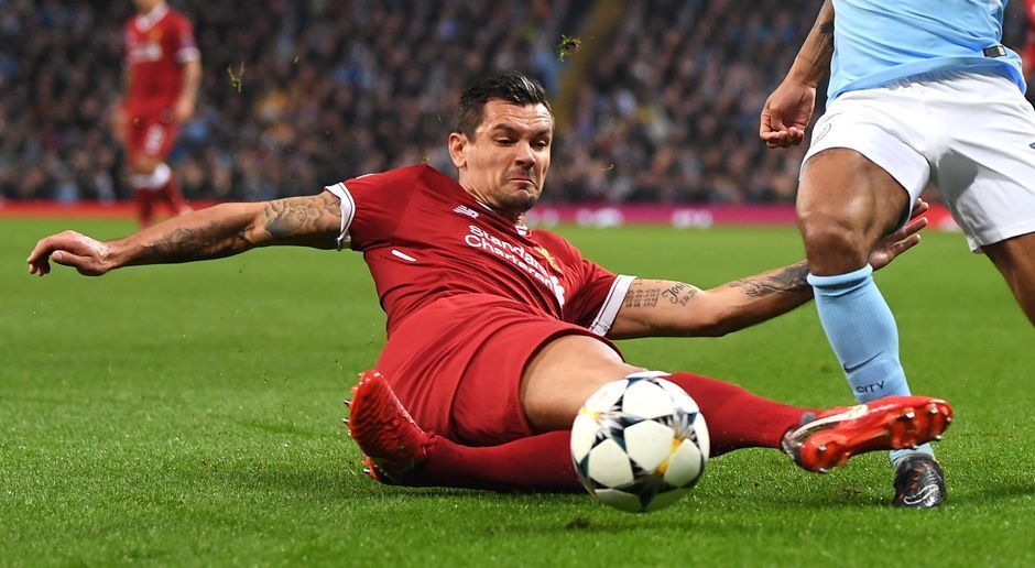 
                <strong>Dejan Lovren (FC Liverpool)</strong><br>
                Kann den Querpass vor dem 0:1 in Minute zwei nicht verhindern. Versucht etwas später nach einem Liverpool-Eckball einen Hackentrick an der gegnerischen Grundlinie. Dass das eher nicht Lovrens Metier ist, sieht man. Da schon eher der Einsatz in der eigenen Kette. Lovren grätscht, beißt, wirft sich in jede Flanke und unterbindet so die ein oder andere vielversprechende Aktion der Citizens. Fälscht Bernardos Linksschuss an den Pfosten ab - Glück! Auch nach Wiederbeginn Leuchtturm in Klopps Abwehrreihe. ran-Note: 2
              