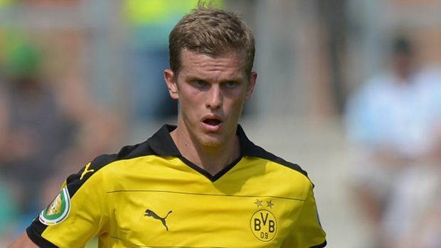 
                <strong>Sven Bender</strong><br>
                Sven Bender: Im ersten Durchgang noch enorm zweikampfstark. Im zweiten Durchgang dann wie alle Dortmunder deutlich schwächer. Trotzdem noch besser als Nebenmann Hummels. Daher ran-Note: 4.
              