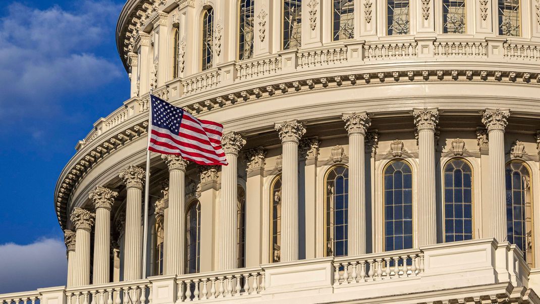 Das Kapitol in Washington ist Sitz des US-Kongresses, zu dem auch das Repräsentantenhaus gehört. 