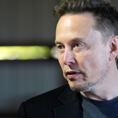 Elon Musks Vermögen übertrifft 400 Milliarden US-Dollar.