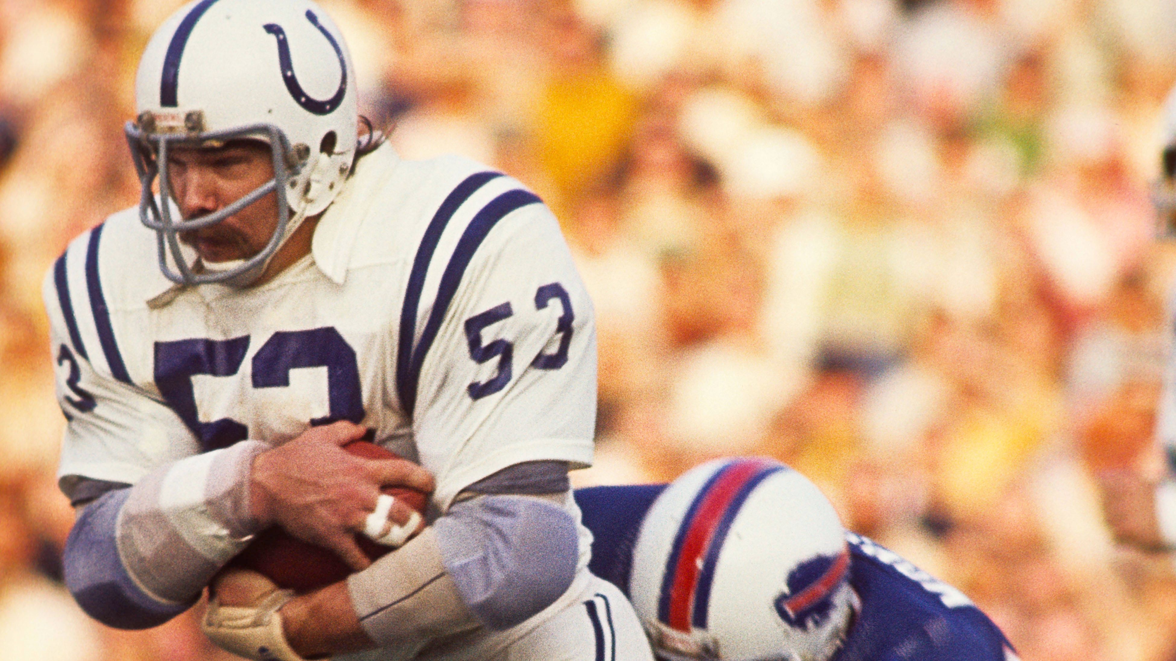 <strong>1975 - erster Coaching-Job bei den Baltimore Colts<br></strong>Bei den Colts - damals noch in Baltimore - startete seine große Trainer-Karriere als Assistent Coach. Danach verbrachte Belichick diverse Stationen als Assistent in der NFL bis 1979.