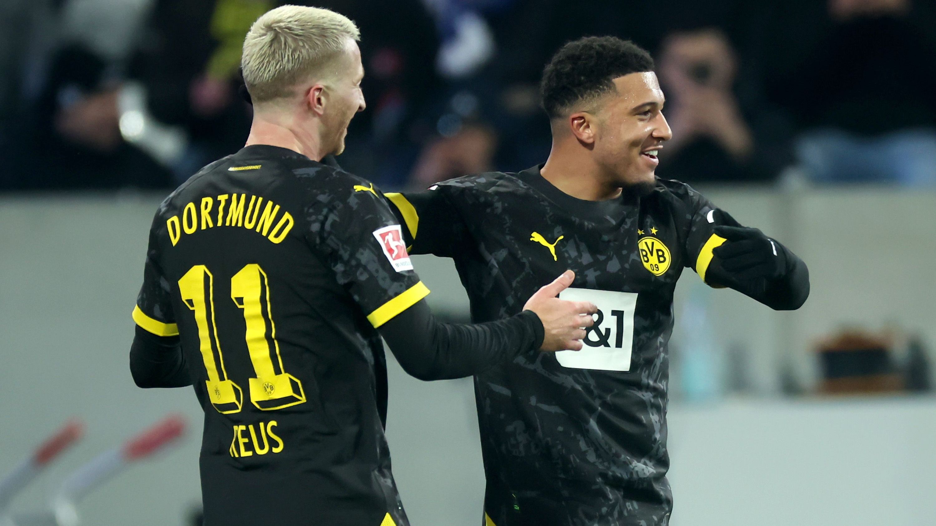 <strong>Sancho glänzt sofort: Die BVB-Noten gegen Darmstadt</strong><br>Borussia Dortmund startet mit einem lange Zeit glanzlosen, aber verdienten 3:0 (1:0)-Sieg bei Aufsteiger Darmstadt 98 ins neue Bundesligajahr. Rückkehrer Jadon Sancho feiert ein Traum-Comeback. Die <em><strong>ran</strong></em>-Noten zum Spiel.