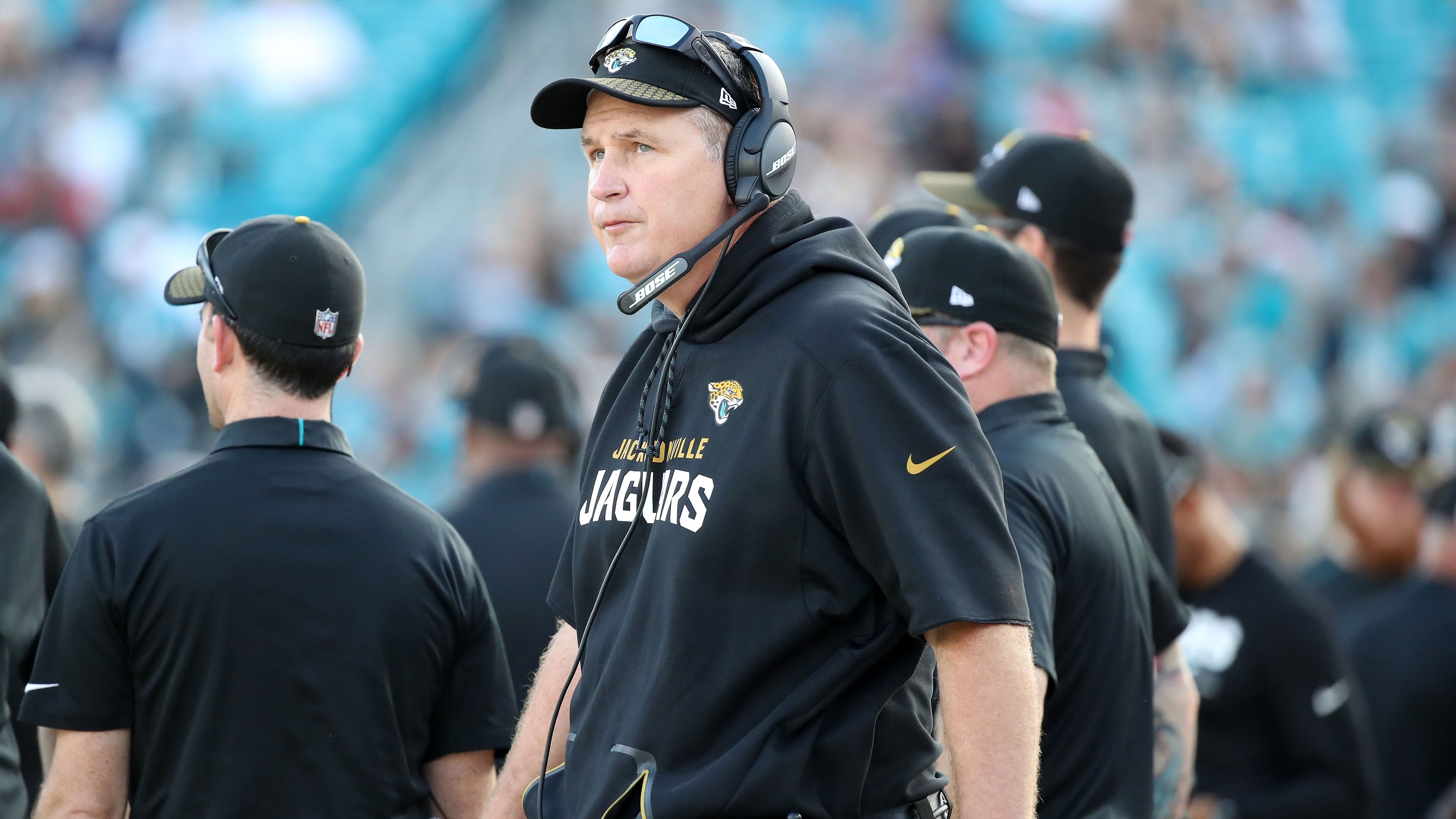 <strong>Doug Marrone (Jaguars, 2016-2020)<br></strong>2017 folgte dann die bislang erfolgreichste Spielzeit der Franchise-Geschichte. Erst im AFC Championship Game war für die Jags Endstation (20:24 gegen die Patriots). Der Lohn war eine Vertragsverlängerung, die sich jedoch nicht auszahlte. Nach drei Saisons mit negativer Bilanz - Höhepunkt war die 2020er Spielzeit mit nur einem Sieg - musste Marrone gehen.