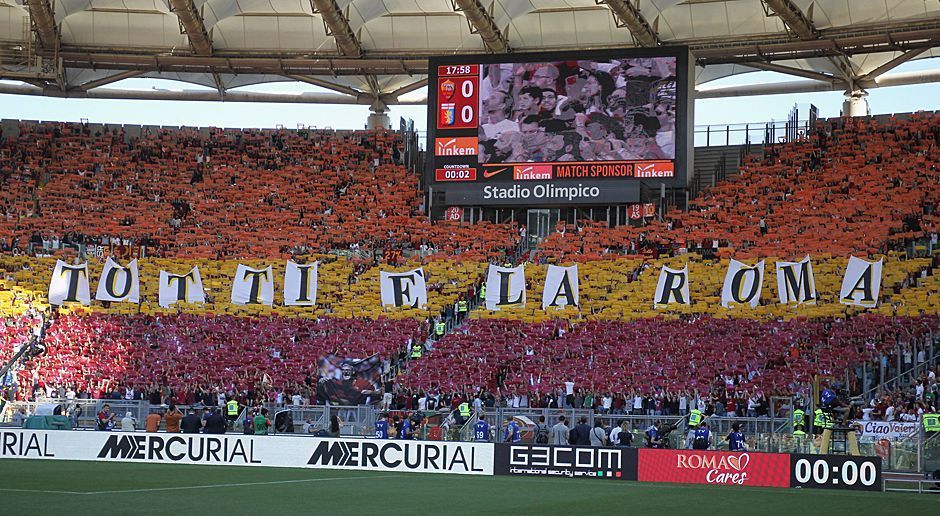
                <strong>Der tränenreiche Abschied das Francesco Totti</strong><br>
                Mit dieser Choreographie feiern die Fans ihren Liebling. "Totti und die Roma" - ein Motto, das die Karriere des Offensivstars überdauern wird.
              