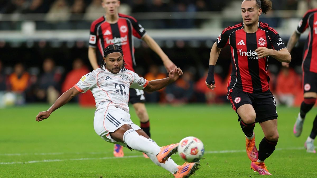 Gnabry während des 3:0 bei Eintracht Frankfurt