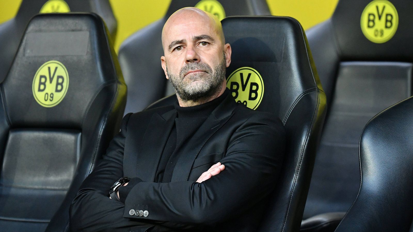 
                <strong>Peter Bosz</strong><br>
                &#x2022; Wechsel: Von Ajax Amsterdam zu Borussia Dortmund (2017) - <br>&#x2022; Ablösesumme: 5 Millionen Euro <br>
              