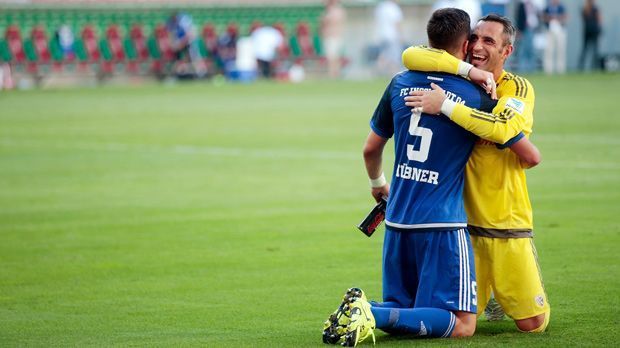 
                <strong>FC Ingolstadt</strong><br>
                Platz 9: FC Ingolstadt. Durchschnittsalter: 25,3 Jahre. Jüngster Spieler: Maurice Multhaup (18 Jahre). Ältester Spieler: Ramazan Özcan (31 Jahre)
              