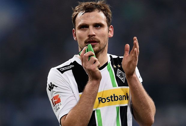 
                <strong>Tony Jantschke</strong><br>
                Jantschke ist einer der polyvalentesten Bundesligaspieler, kann in der Defensive jede Position spielen. Zusammen mit Martin Stranzl ist er Garant dafür, dass Gladbach die zweitbeste Defensive der Bundesliga stellt. Auch er wartet bislang vergeblich auf einen Anruf von Löw.
              