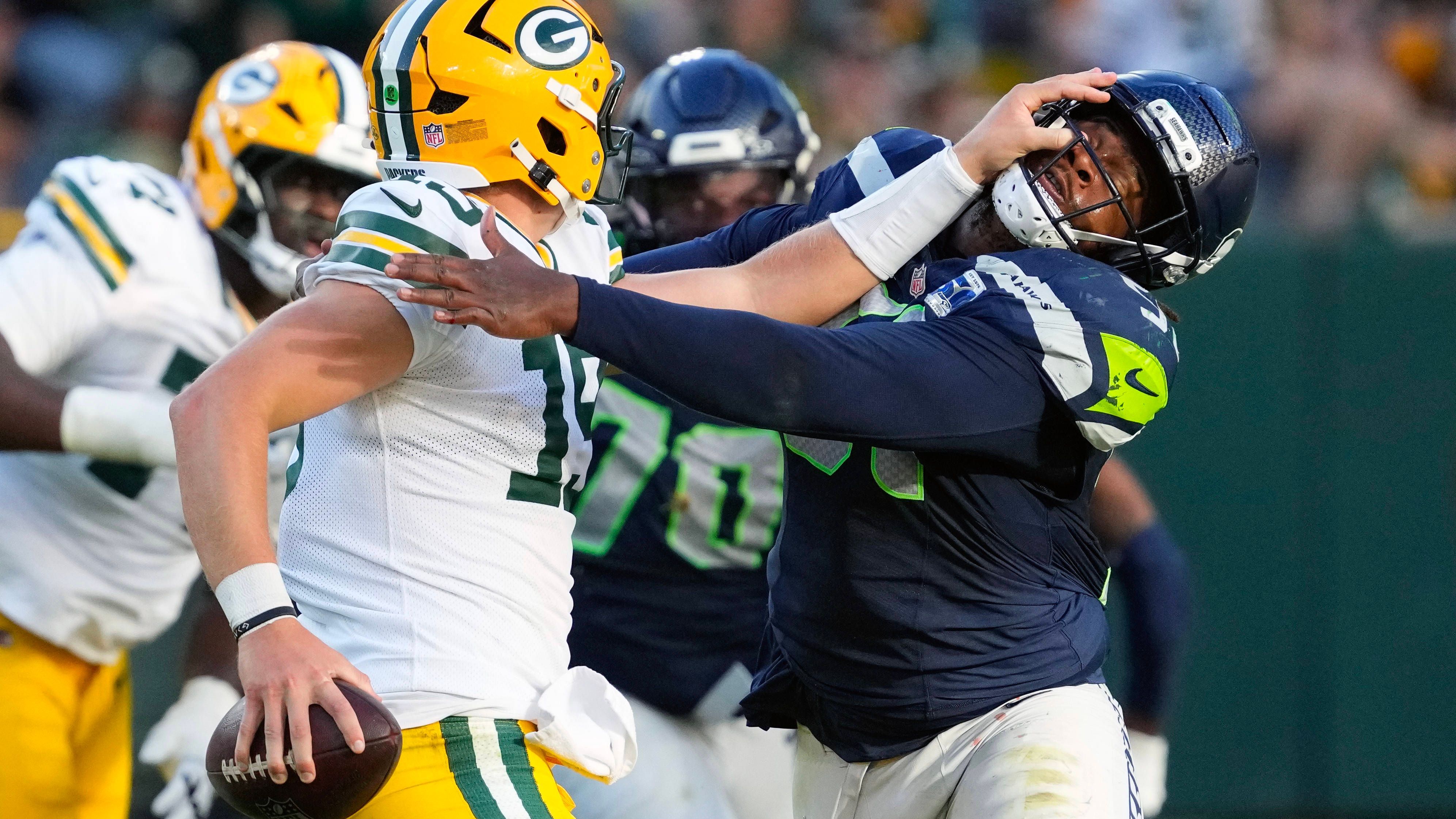 <strong>Taylor Elgersma (Green Bay Packers)</strong><br>Der Kanadier, der bei den Packers die Nummer vier unter den Quarterbacks ist, hatte immerhin mit seinem ersten Touchdown-Pass überhaupt in Woche 2 gegen die Seattle Seahawks Grund zum Jubel. Am Ende kam der ungedraftete Quarterback in der Preseason auf 166 Passing Yards und 15 von 23 Pässen.