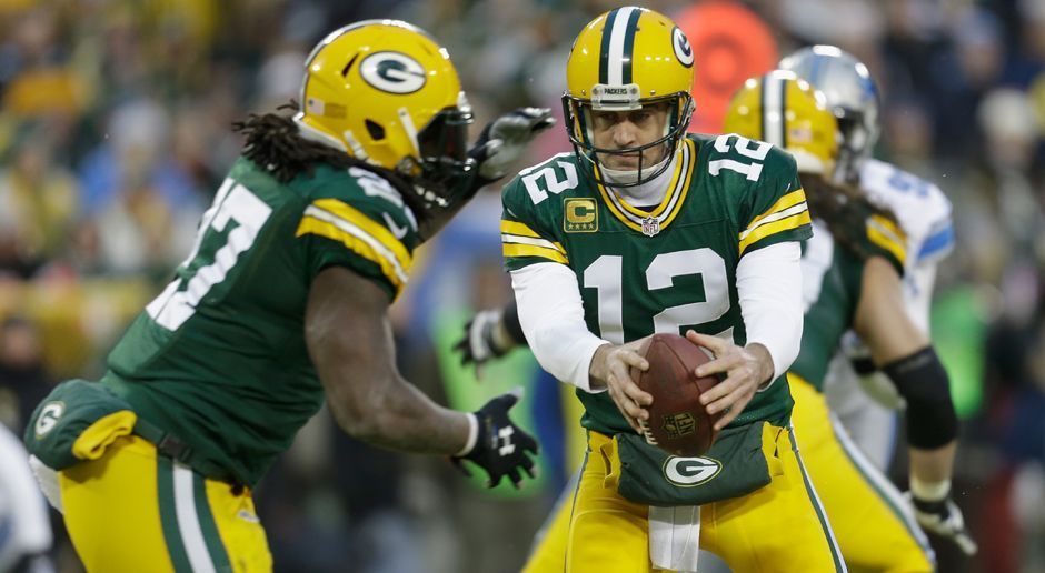 
                <strong>2014: Aaron Rodgers (Green Bay Packers)</strong><br>
                2014: Aaron Rodgers (Green Bay Packers)
              