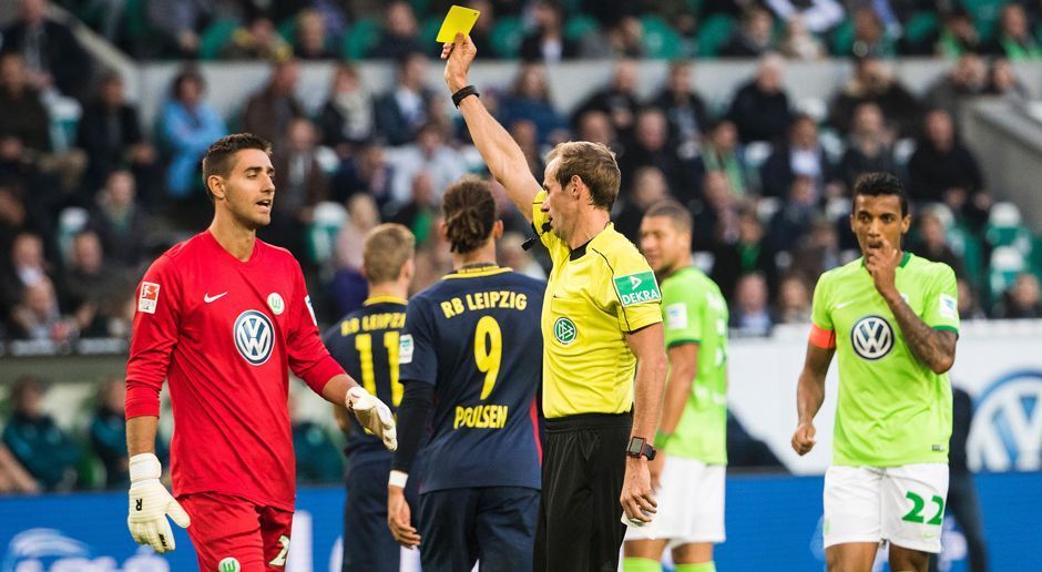 
                <strong>Platz 13: VfL Wolfsburg </strong><br>
                Platz 6: VfL Wolfsburg - 47 Punkte (39 Gelbe Karten, ein Mal Gelb-Rot, eine Rote Karte)
              