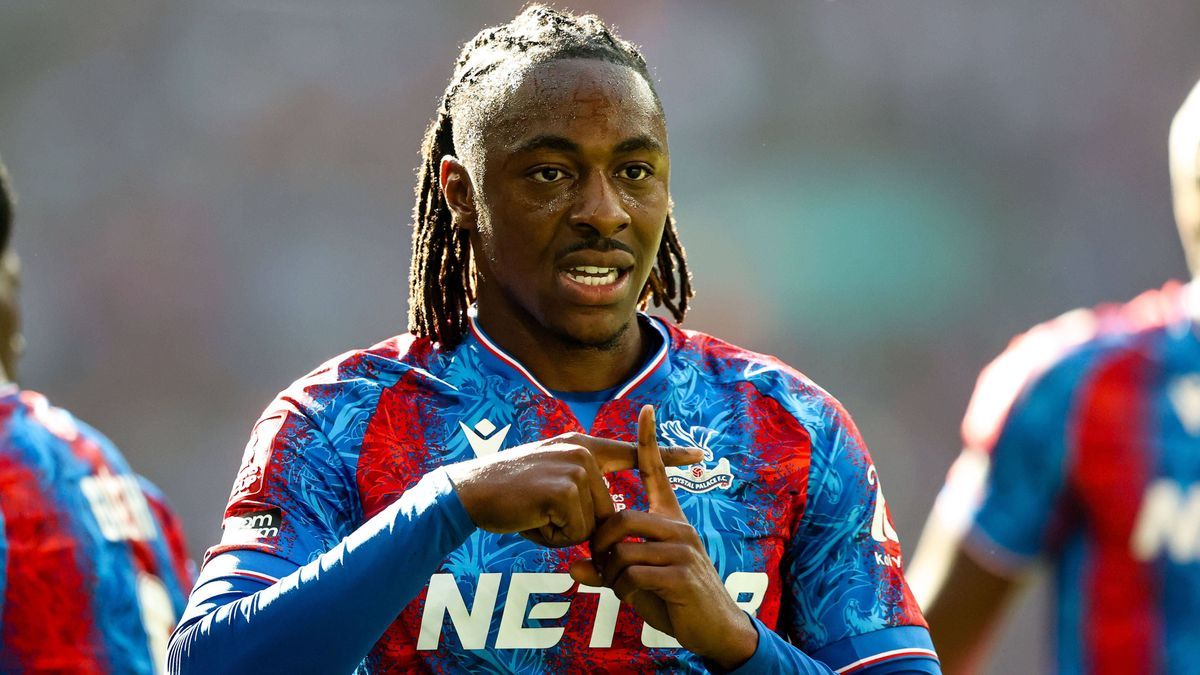 Emirates FA Cup Final Crystal Palace v Manchester City Eberechi Eze of Crystal Palace celebrates his goal to make it 1-0 during the Emirates FA Cup Final match Crystal Palace vs Manchester City at ...