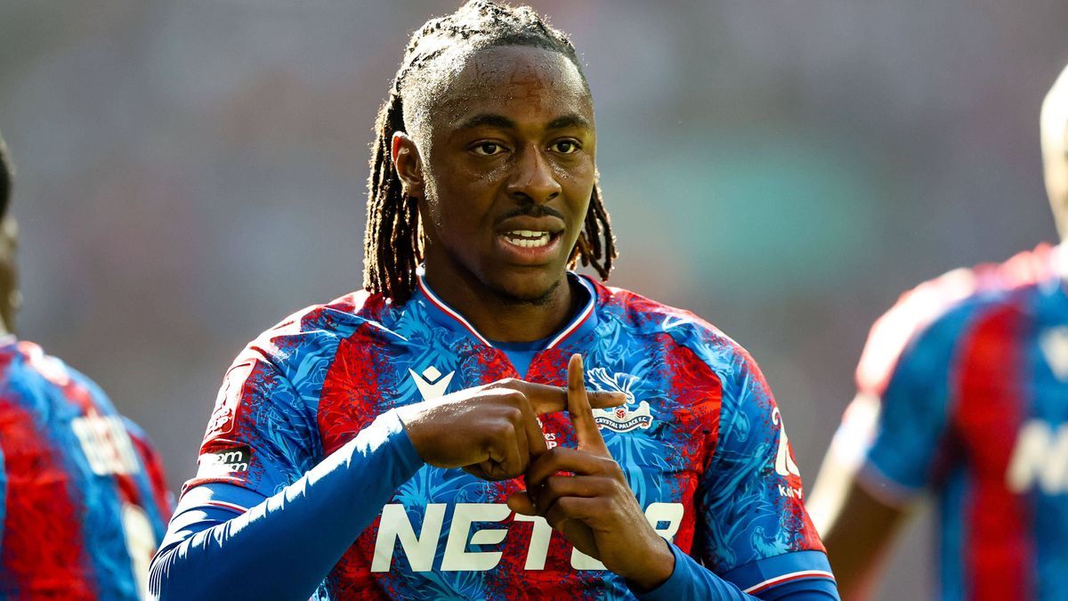 Emirates FA Cup Final Crystal Palace v Manchester City Eberechi Eze of Crystal Palace celebrates his goal to make it 1-0 during the Emirates FA Cup Final match Crystal Palace vs Manchester City at ...