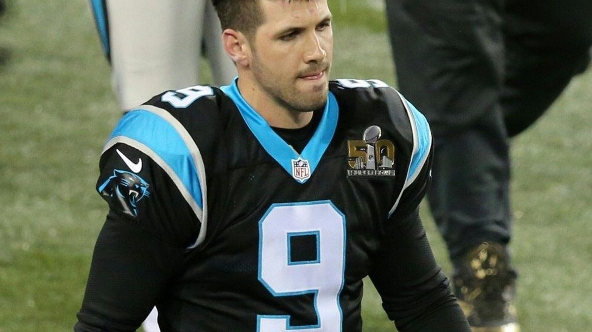 Graham Gano sichert den Sieg der Carolina Panthers