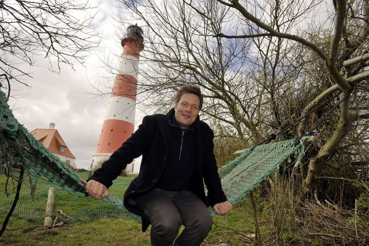 Nach der Landtagswahl 2012 übernimmt Habeck das Amt des stellvertretenden Ministerpräsidenten von Schleswig-Holstein und wird zudem Minister für Landwirtschaft und Umwelt.