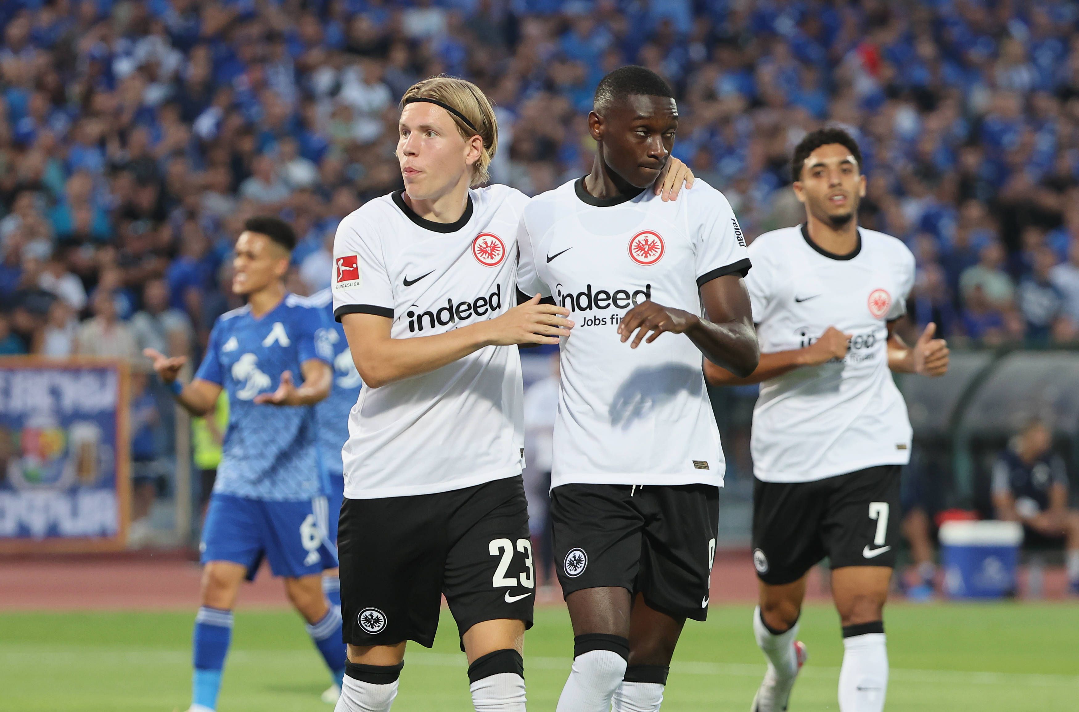 Conference League Eintracht Frankfurt und Levski Sofia trennen sich remis
