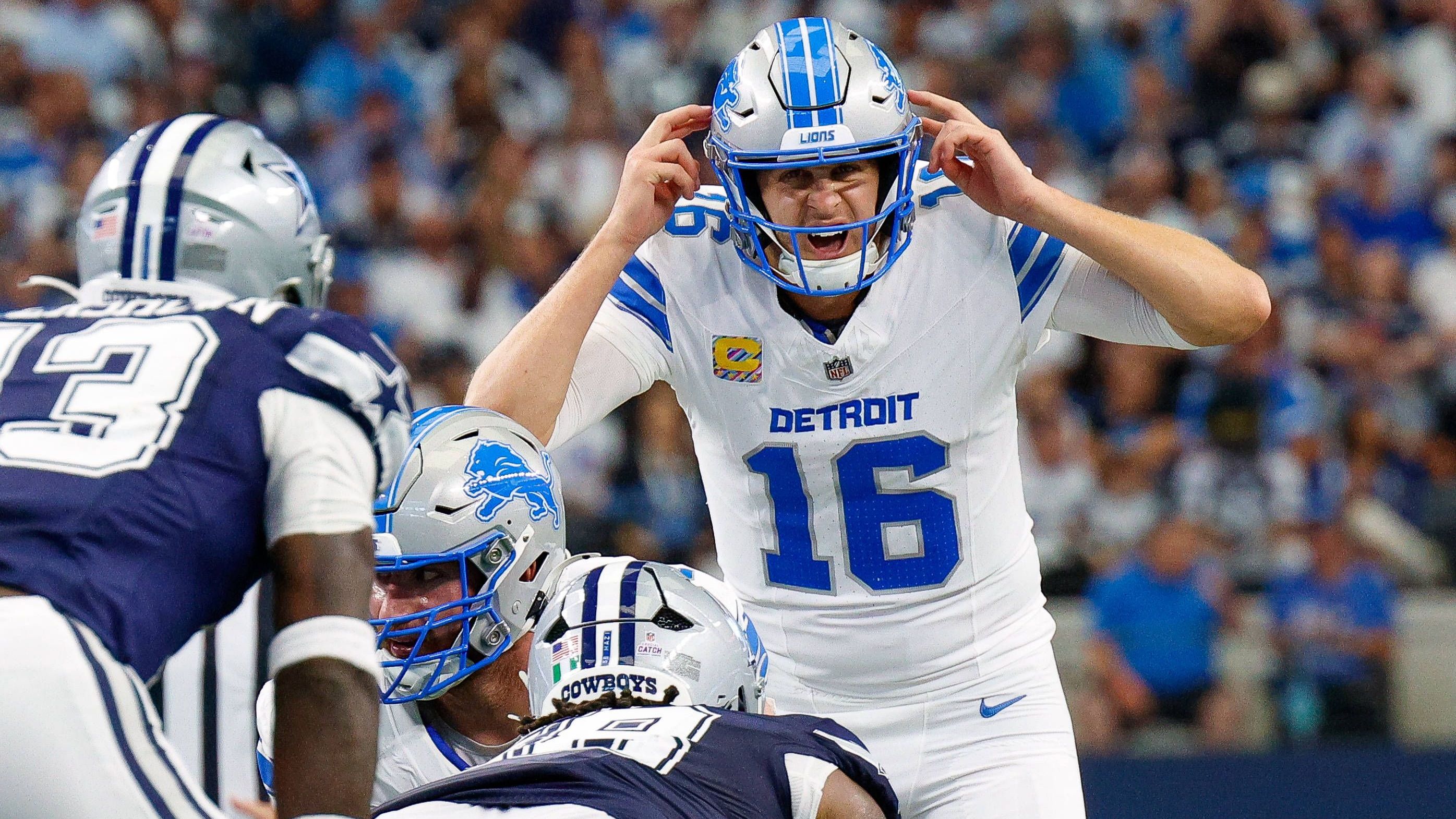 <strong>Platz 5: Jared Goff (Detroit Lions)</strong><br>Ein überragendes Jahr, bis zum entscheidenden Spiel, in dem auch Goff wackelte. Er hatte alle Zutaten beisammen, um bei den Lions Feinstes zu kochen. Nun sind allerdings sein OC Ben Johnson und <a data-li-document-ref="543607" href="https://www.ran.de/sports/american-football/nfl/news/nfl-detroit-lions-unter-schock-star-spieler-frank-ragnow-hoert-auf-543607">Center Frank Ragnow</a> weg, zwei extrem wichtige Puzzlestücke. Wie viel kann Goff ohne sie bewegen?