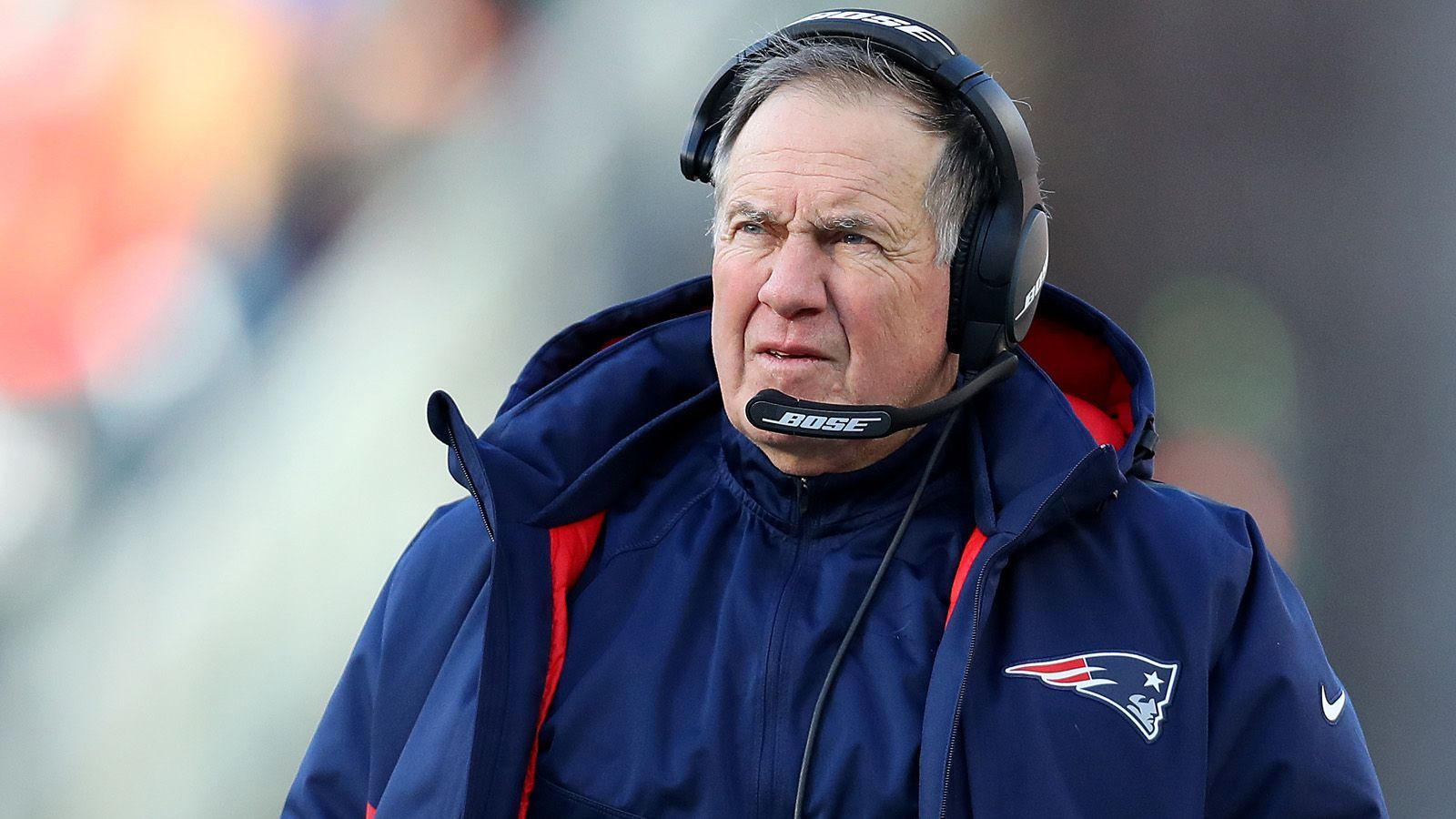 
                <strong>Head of Super Bowl</strong><br>
                Wir bleiben bei den Head Coaches. Nach dem kommenden Super Bowl zählt Bill Belichick zwölf Teilnahmen an einem NFL-Finale. Neun davon stand er als Head Coach am Spielfeldrand. Belichick hat also fast an einem Viertel aller jemals stattgefundenen Super Bowls teilgenommen. Das kann kein anderer Trainer in der NFL-Geschichte von sich behaupten.
              