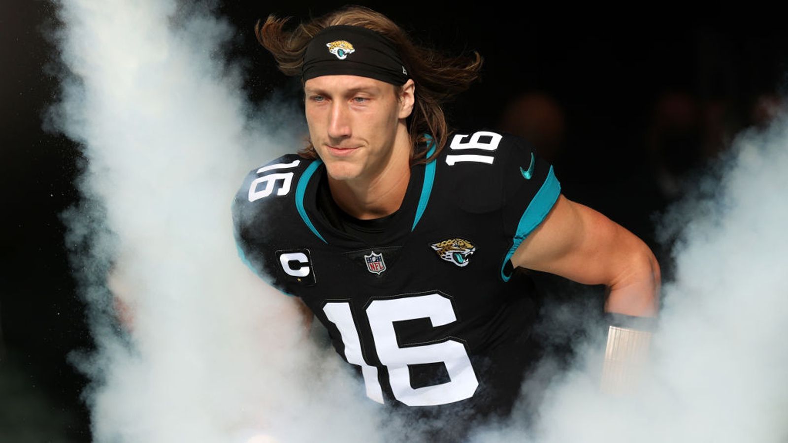 
                <strong>Gewinner: Trevor Lawrence (Jacksonville Jaguars)</strong><br>
                Der erste Saisonsieg der Jacksonville Jaguars gegen die Miami Dolphins war historisch. Zum ersten Mal gewann mit Trevor Lawrence ein Rookie-Quarterback ein International Game in London. Der Nummer-1-Pick stellte mit 318 Passing Yards eine persönliche Bestmarke in der NFL auf und blieb ohne Interception. Ob dies der Befreiungsschlag für die bislang so schwachen Jaguars gewesen ist?
              