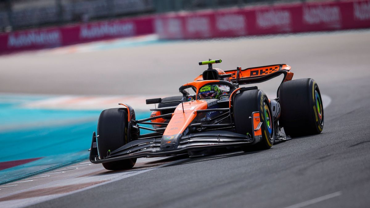 04 NORRIS Lando (gbr), McLaren F1 Team MCL38, action during the Formula 1 Crypto.com Miami Grand Prix 2024, 6th round of the 2024 Formula One World Championship, WM, Weltmeisterschaft from May 3 to...