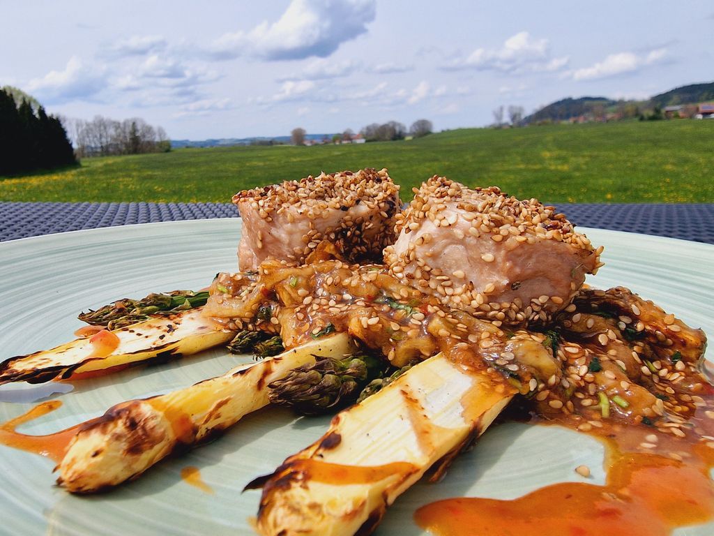 Schweinefilet mit Zitrone und Tomaten-Auberginen-Gemüse