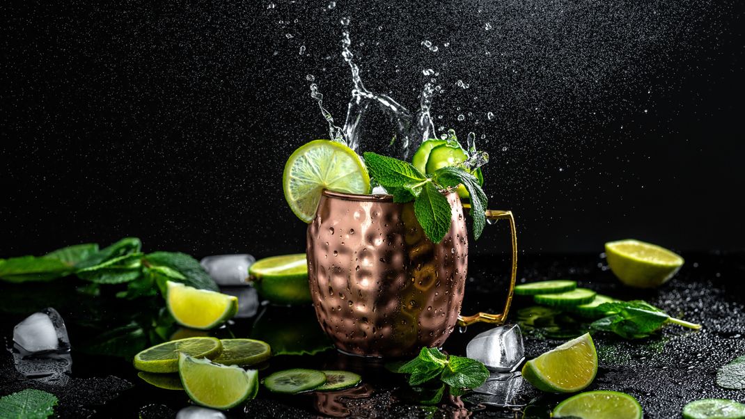 Schon mal Moscow Mule getrunken? So kannst du den Trend-Cocktail nachmixen.