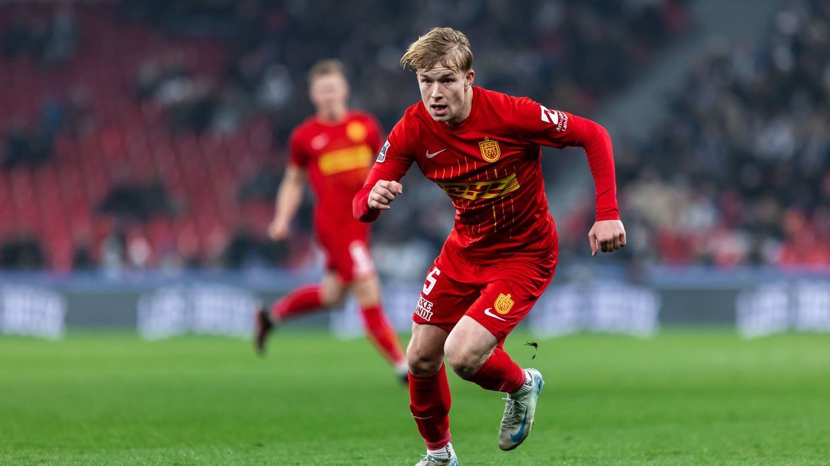 FC Copenhagen v FC Nordsjaelland, 3F Superliga football, Copenhagen, Denmark Copenhagen, Denmark. 02nd, December 2024. Daniel Svensson (5) of FC Nordsjaelland seen during the 3F Superliga match bet...