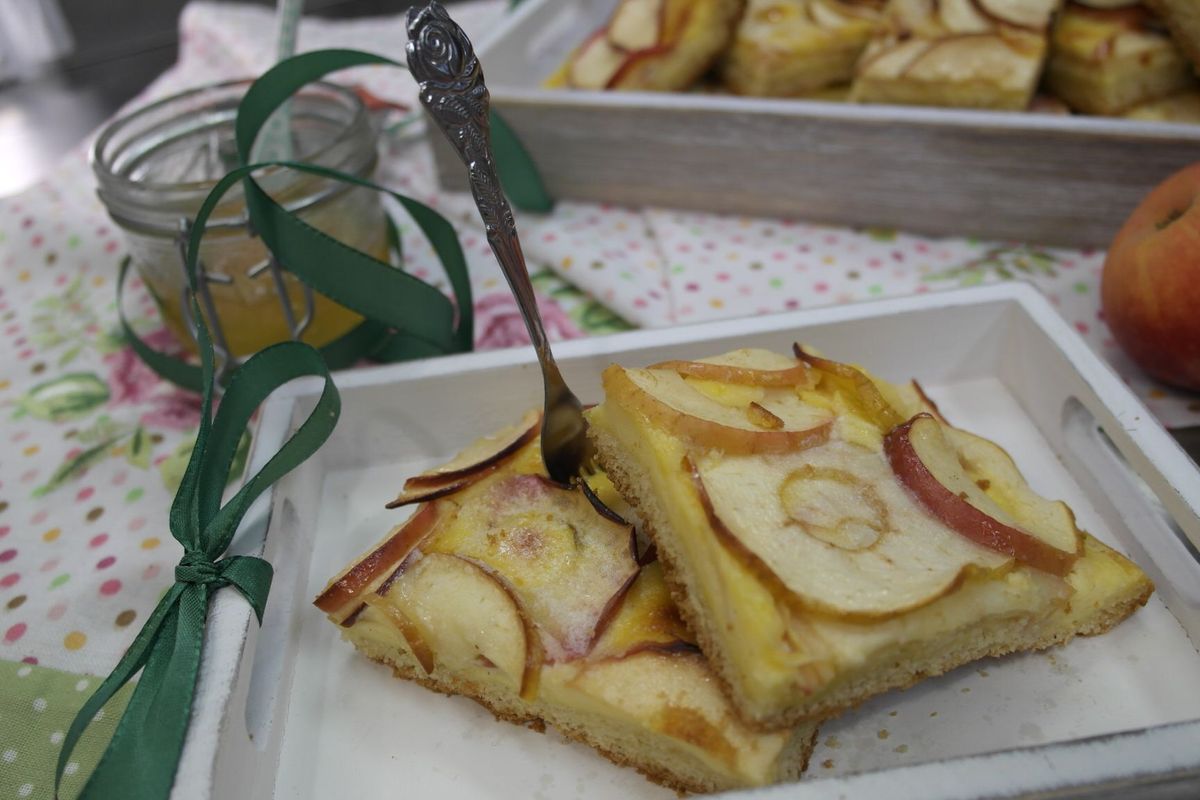 Apfelkuchen mit Eierlikör