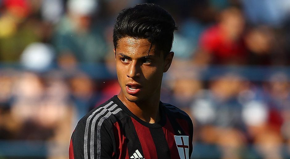 
                <strong>Hachim Mastour</strong><br>
                Hachim Mastour ist beim AC Mailand als zentraler offensiver Mittelfeldspieler aktiv. Steigerungspotenzial: 20 (von 67 auf 87)
              