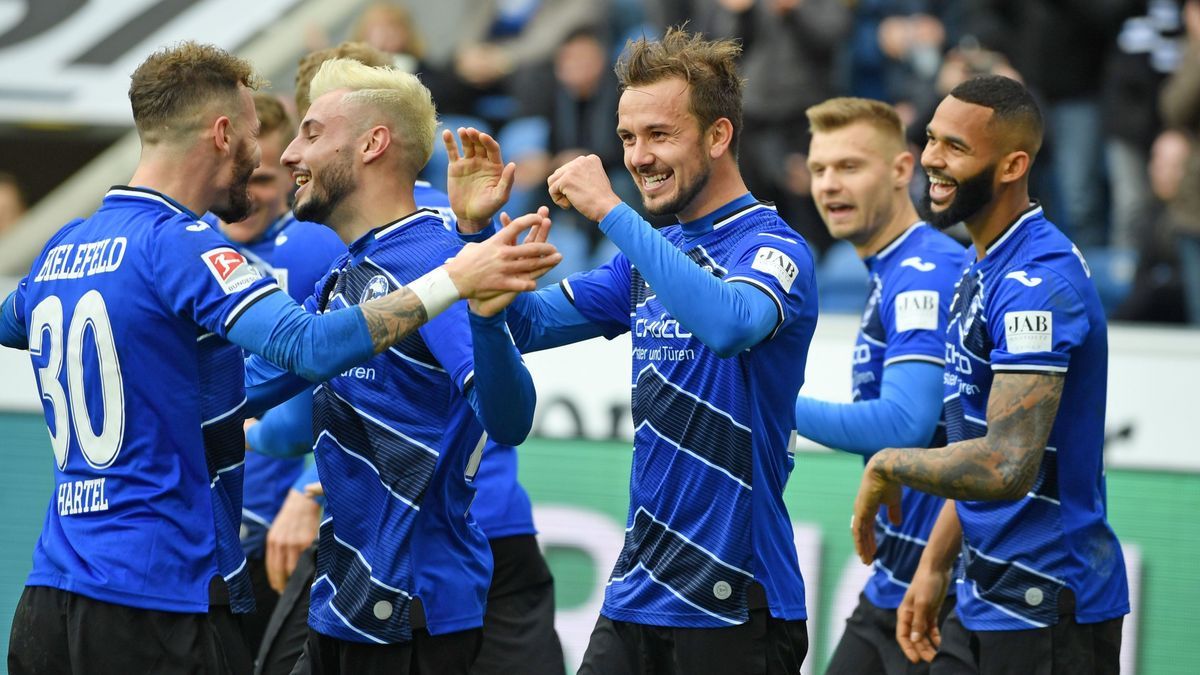 Arminia Bielefeld - Jahn Regensburg