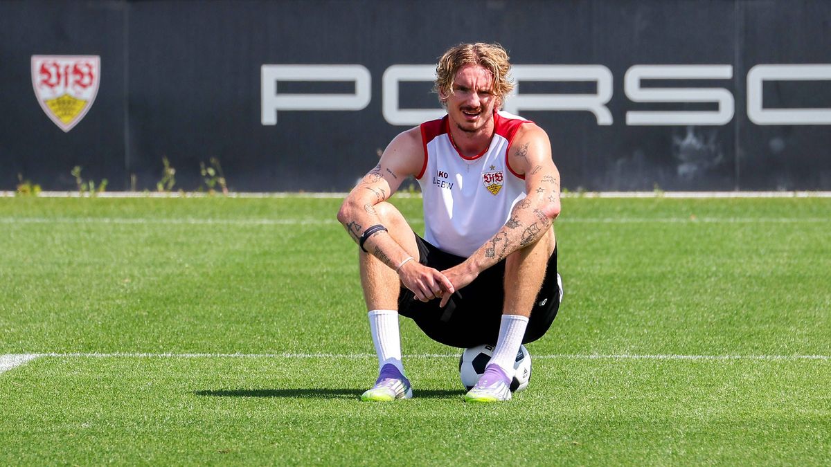 BAU 12.08.2025 Stuttgart Fußball VfB Stuttgart Training, Nick Woltemade *** BAU 12 08 2025 Stuttgart Football VfB Stuttgart Training, Nick Woltemade