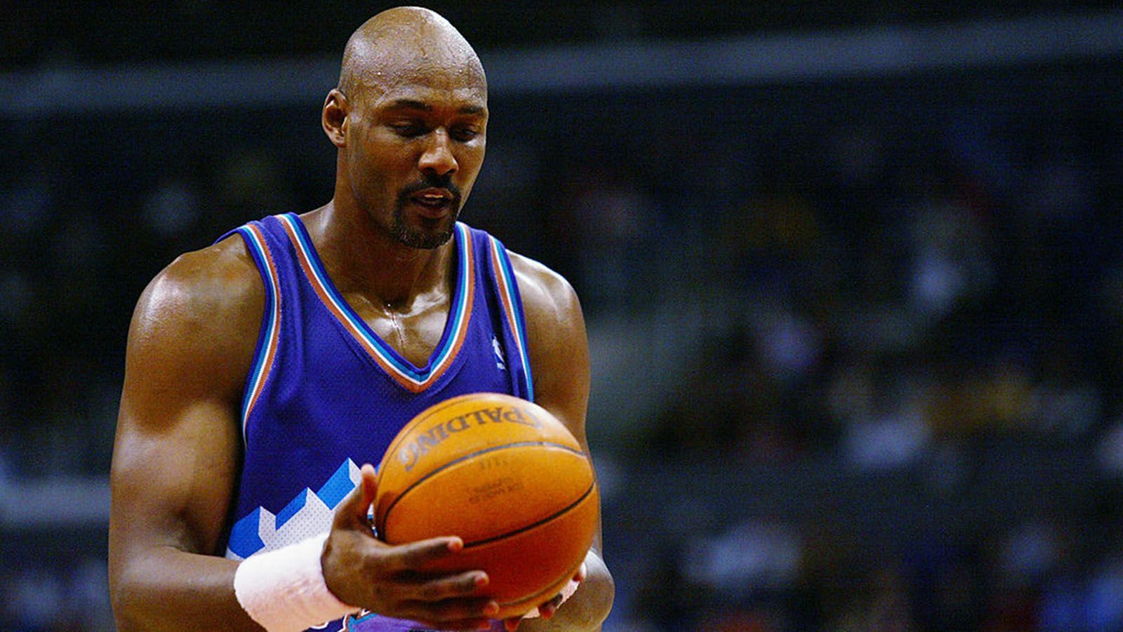 
                <strong>Utah Jazz</strong><br>
                Karl Malone - 36.374 Punkte
              