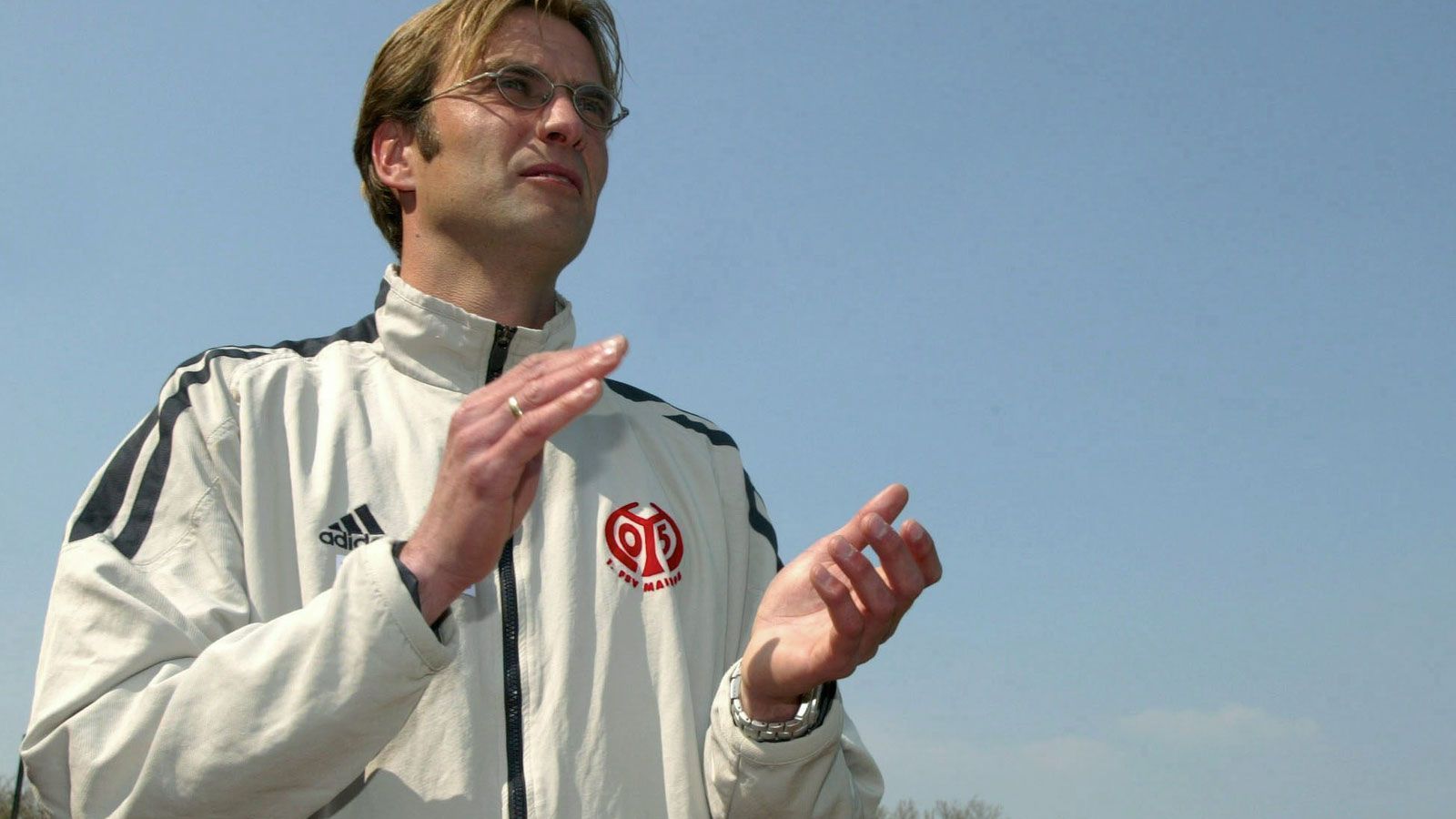 
                <strong>Platz 11: 1. FSV Mainz 05</strong><br>
                -          Anzahl Trainer: 14-          Trainer mit der längsten Amtszeit: Jürgen Klopp (7 Jahre, 4 Monate, 2 Tage)
              